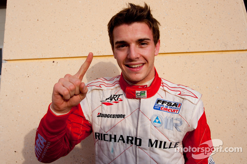 Jules Bianchi celebra su primera pole de la GP2 Asia
