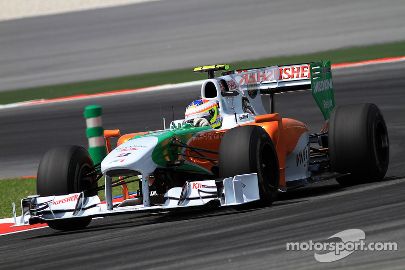 2010: Force India VJM03 (два пятых места, 7-е место в КК)