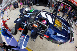 Passage aux stands pour #61 Matech Competition Ford GT: Natacha Gachnang, Rahel Frey, Cyndie Allemann