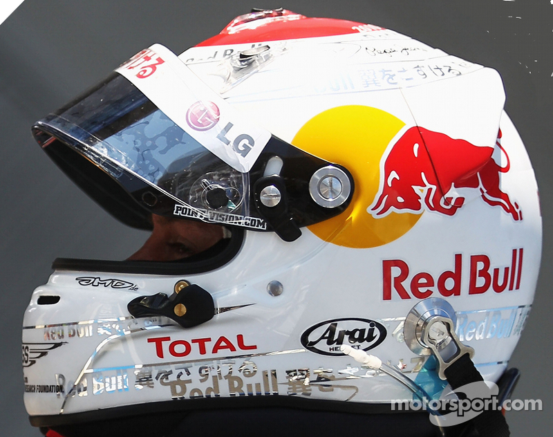 Sebastian Vettel helmet design Japanese GP 2012 at Japanese GP