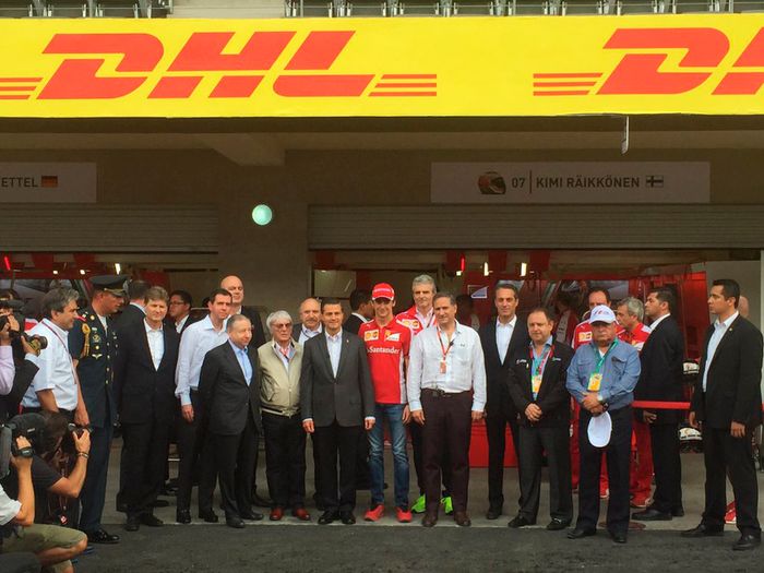 El presidente de México Enrique Peña Nieto vista el Autódromo Hermanos Rodríguiez